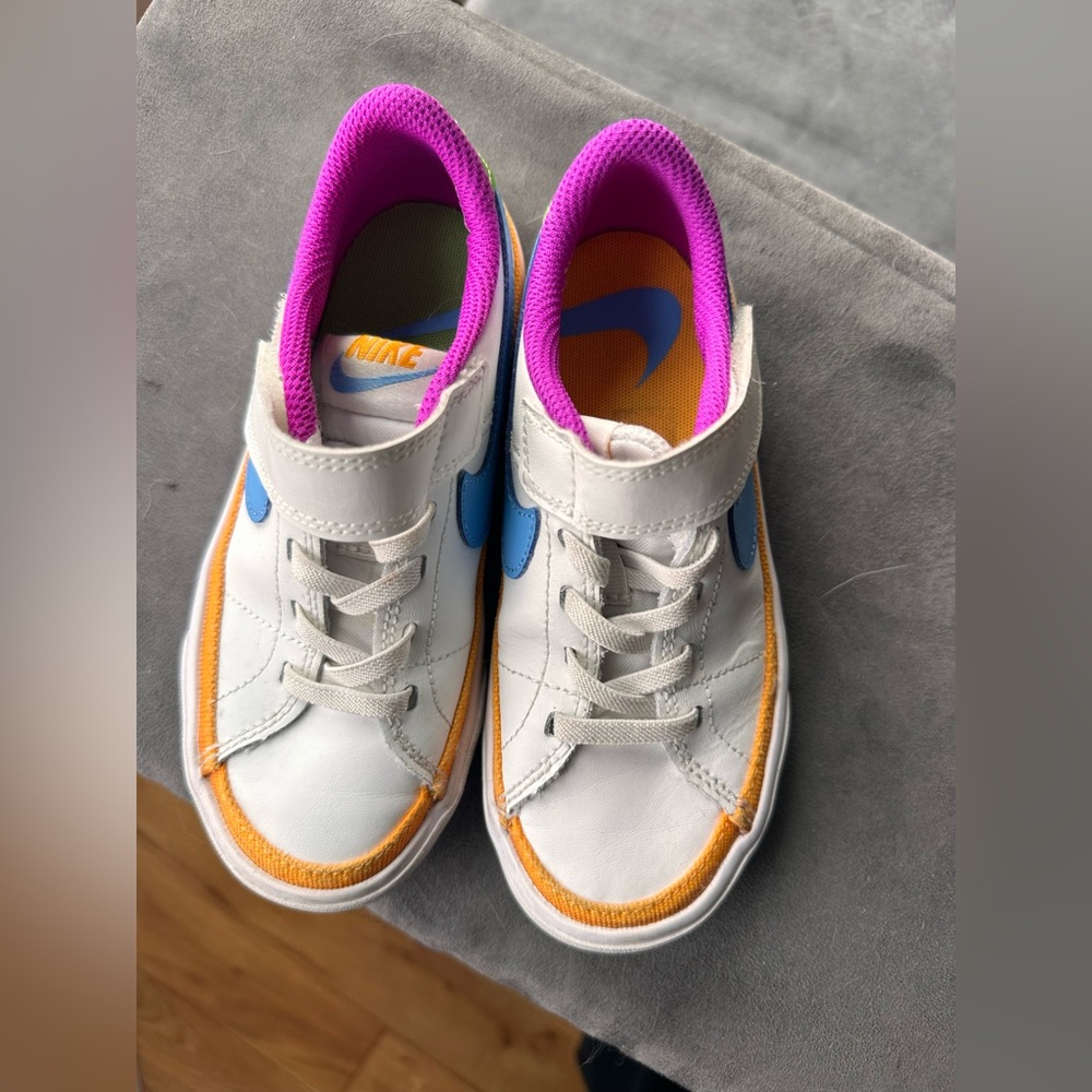 Nike Court Legacy and Tennis Shoe Sneakers Toddler Girl 11C Retro Swoosh - Picture 4 of 13